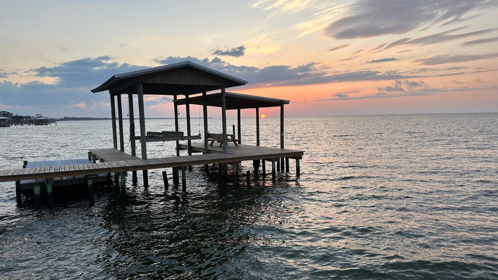 I Love Lucy Bay Front Studio Gulf Shores Ngoại thất bức ảnh